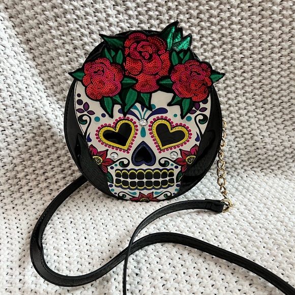 Betsey Johnson Sugar Skull Crossbody - Picture 1 of 3